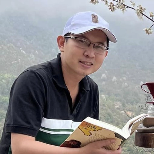 Thầy Khoa
